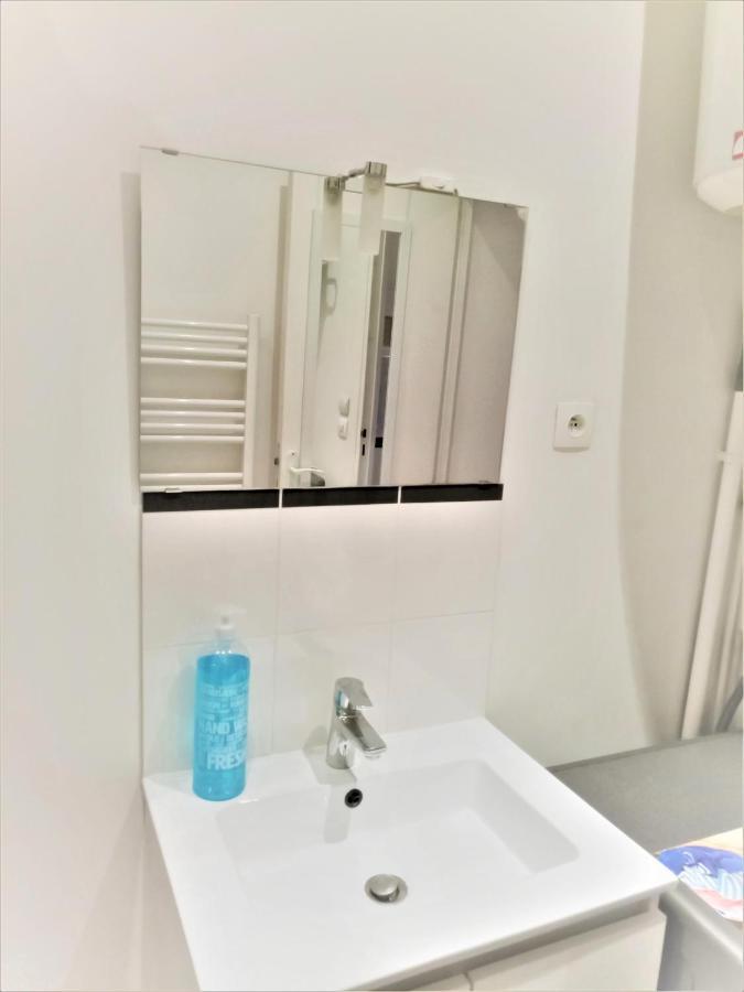 Appartement Proche Centre Ville, Gare Et Autoroute Мелён Экстерьер фото